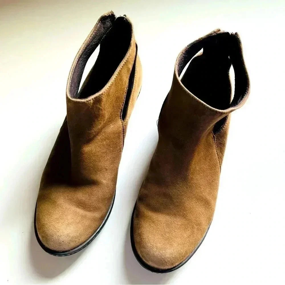 Dansko Bonita Ankle Boots - Picture 6 of 9